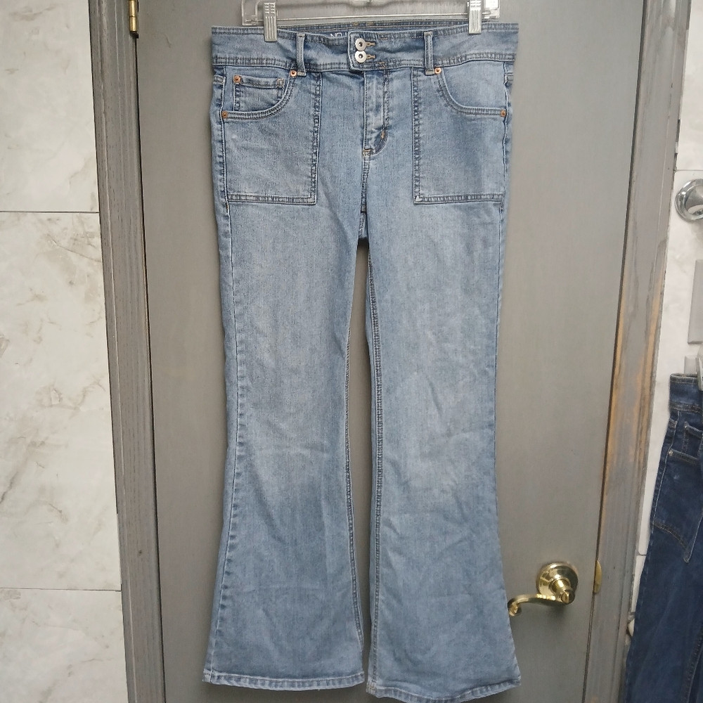 Women's No Boundaries Light Blue Flared Jeans